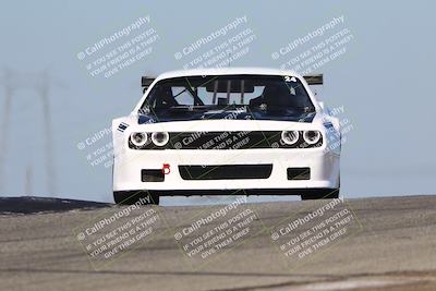 media/Oct-26-2025-CalClub SCCA (Sun) [[8ce1e69566]]/Group 4/Grapevine/